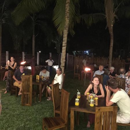 Bay Hiriketiya Hotel Dikwella Luaran gambar