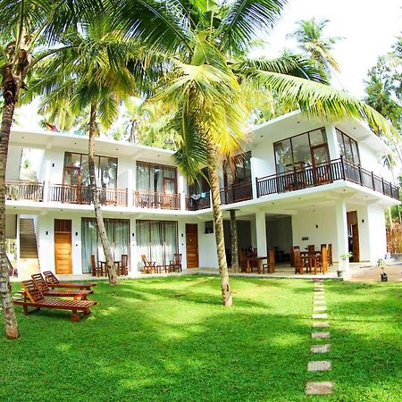 Bay Hiriketiya Hotel Dikwella Luaran gambar
