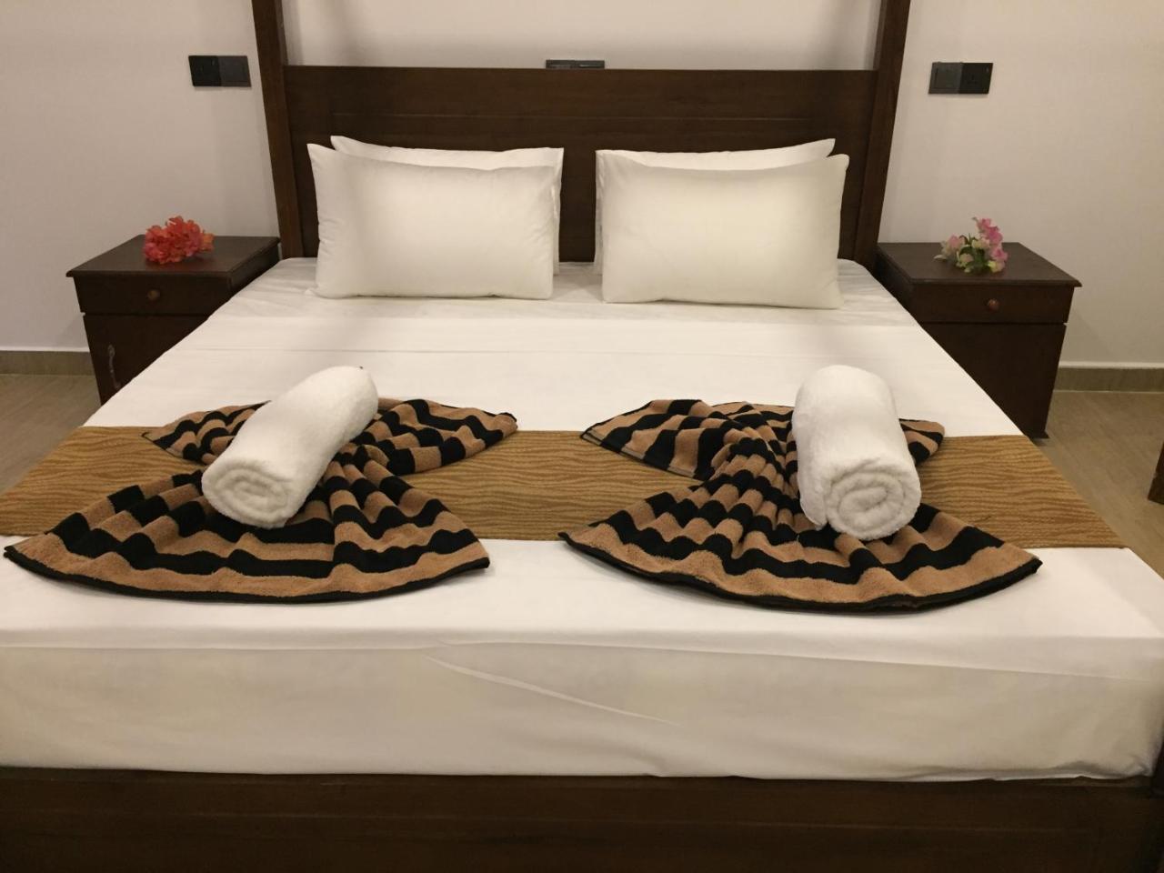 Bay Hiriketiya Hotel Dikwella Luaran gambar