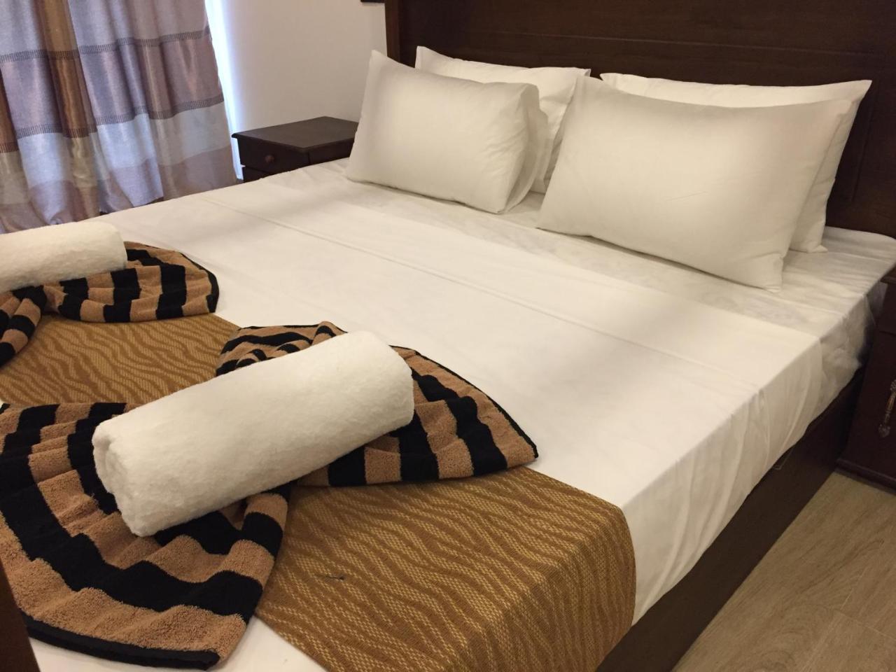 Bay Hiriketiya Hotel Dikwella Luaran gambar