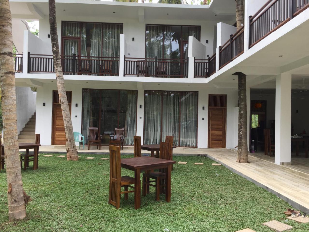 Bay Hiriketiya Hotel Dikwella Luaran gambar