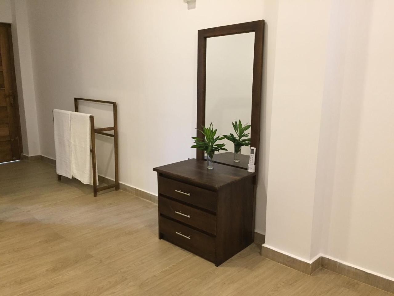 Bay Hiriketiya Hotel Dikwella Luaran gambar