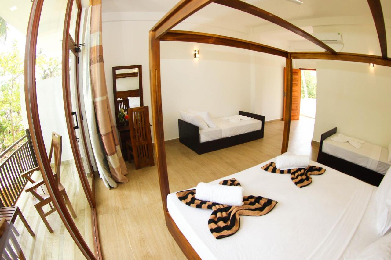 Bay Hiriketiya Hotel Dikwella Luaran gambar