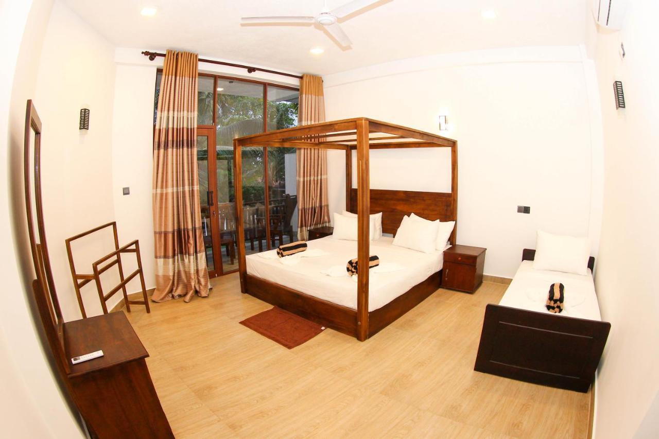 Bay Hiriketiya Hotel Dikwella Luaran gambar