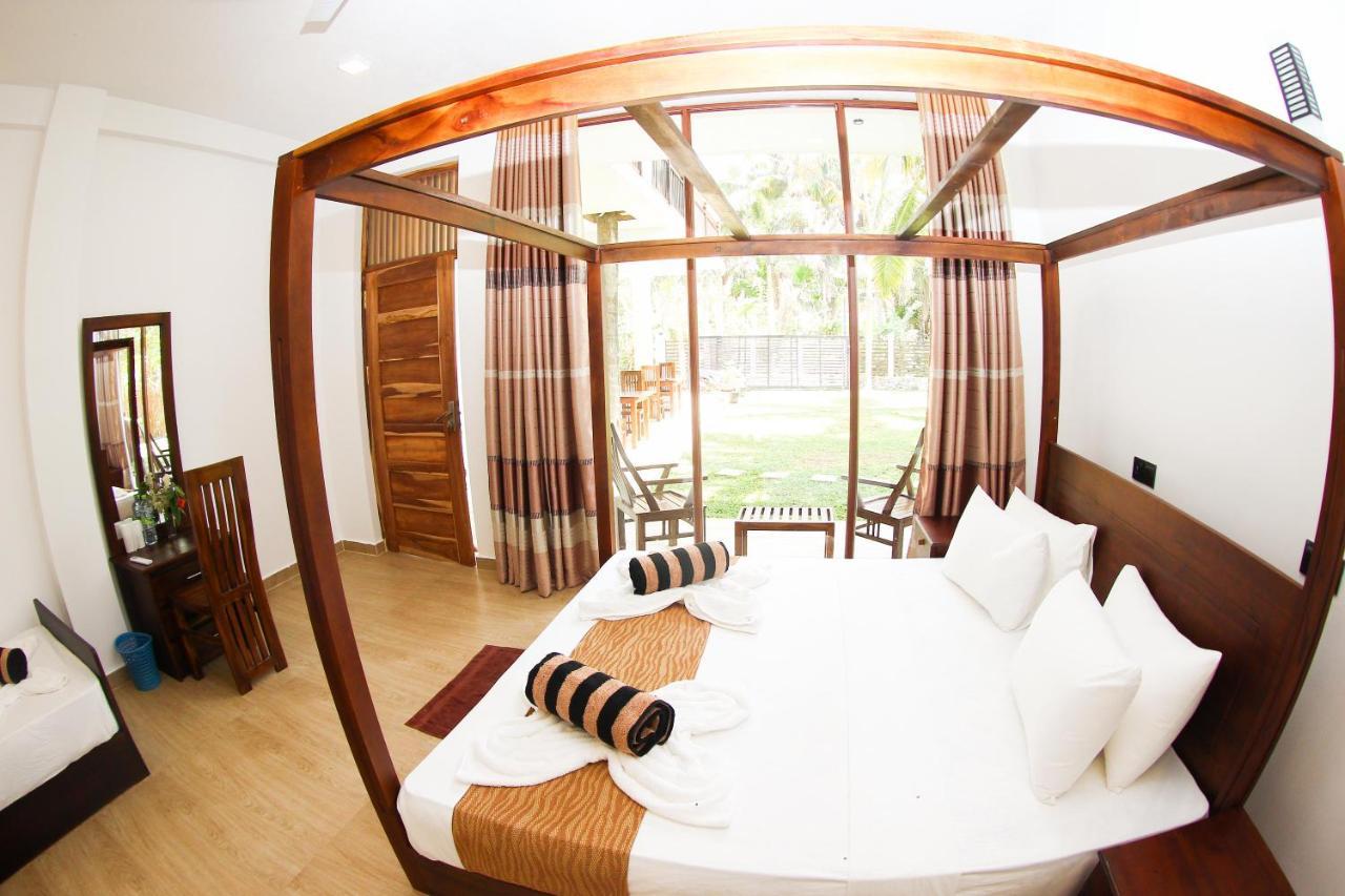 Bay Hiriketiya Hotel Dikwella Luaran gambar