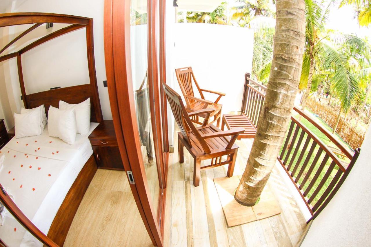 Bay Hiriketiya Hotel Dikwella Luaran gambar