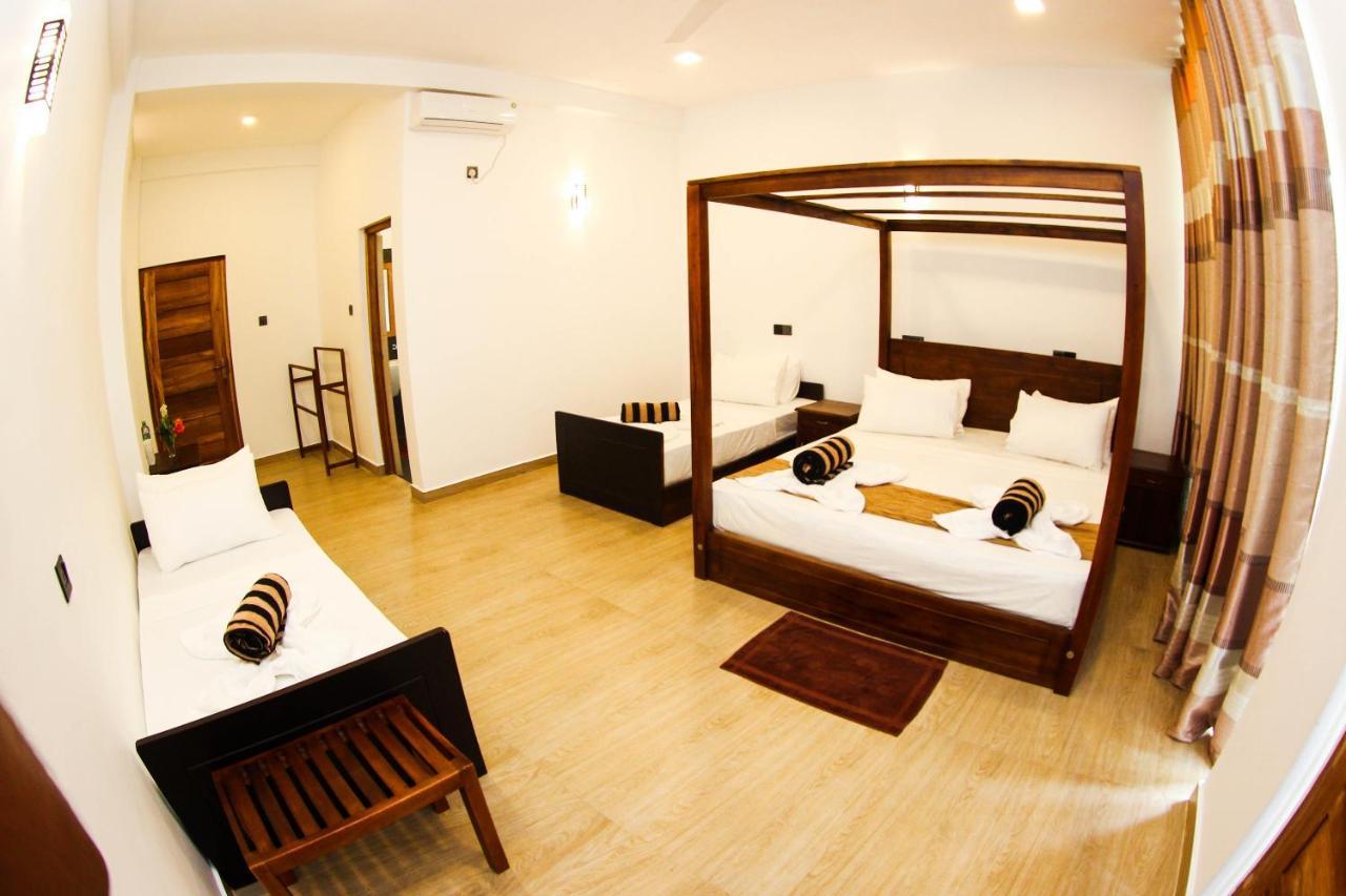 Bay Hiriketiya Hotel Dikwella Luaran gambar